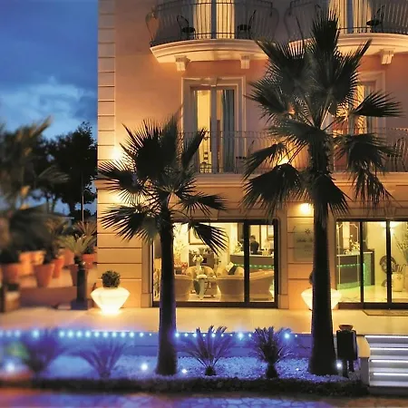 Отель Stella Maris 4*