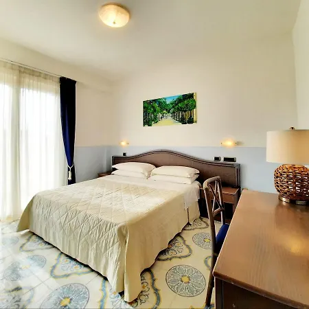 Отель Stella Maris