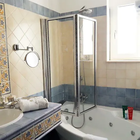 Отель Stella Maris 4*