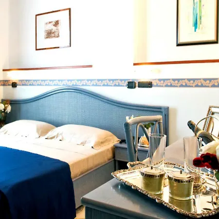 Отель Stella Maris 4*