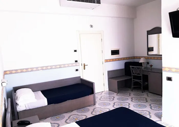 Stella Maris Hotel 4*