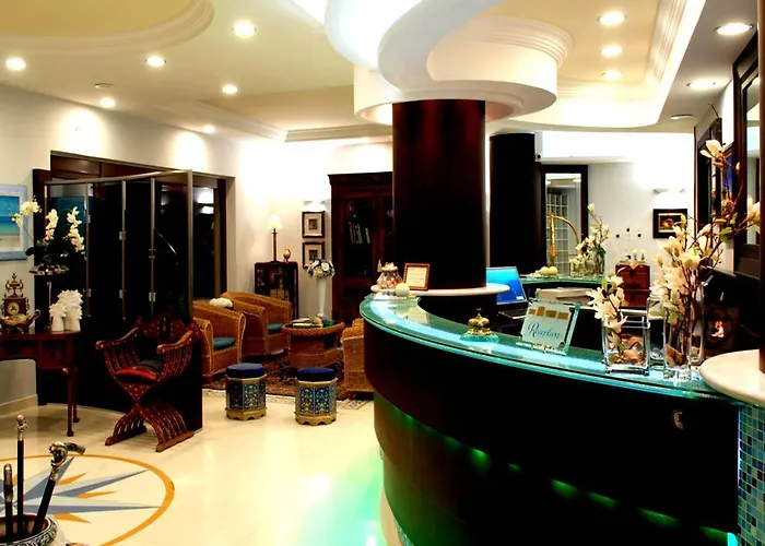 Stella Maris فندق 4*